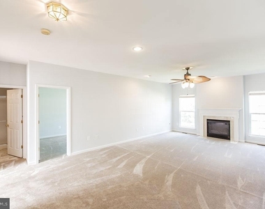 12075 Serenity Place - Photo Thumbnail 7