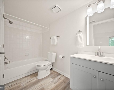 8463 Crozier Court - Photo Thumbnail 19