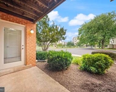 8463 Crozier Court - Photo Thumbnail 29