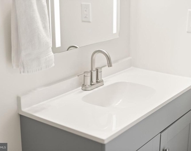 8463 Crozier Court - Photo Thumbnail 26