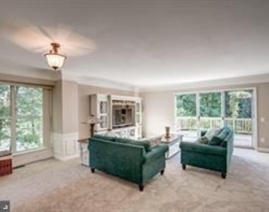 353 Barnfield Square Ne - Photo Thumbnail 8