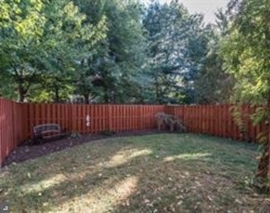 353 Barnfield Square Ne - Photo Thumbnail 22