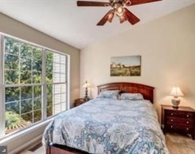 353 Barnfield Square Ne - Photo Thumbnail 19