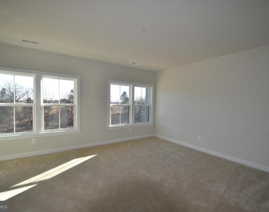 22358 Exe Square - Photo Thumbnail 13
