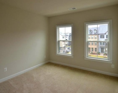 22358 Exe Square - Photo Thumbnail 4