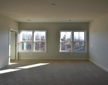 22358 Exe Square - Photo Thumbnail 12