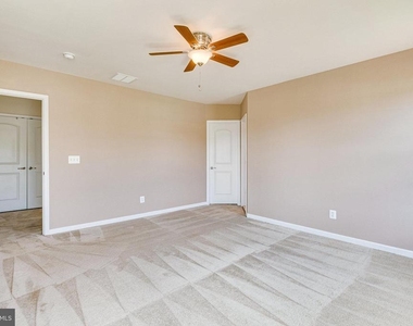 43472 Hopestone Terrace - Photo Thumbnail 20