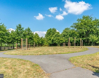 43472 Hopestone Terrace - Photo Thumbnail 43
