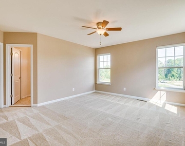 43472 Hopestone Terrace - Photo Thumbnail 19