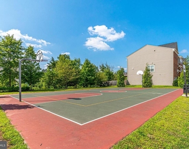 43472 Hopestone Terrace - Photo Thumbnail 41