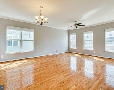 43472 Hopestone Terrace - Photo Thumbnail 6