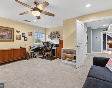 18444 Camelback Terrace - Photo Thumbnail 28