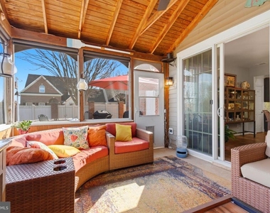 18444 Camelback Terrace - Photo Thumbnail 7