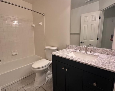 21844 Ladyslipper Square - Photo Thumbnail 25