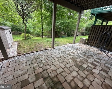 21844 Ladyslipper Square - Photo Thumbnail 33