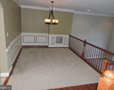 21844 Ladyslipper Square - Photo Thumbnail 7