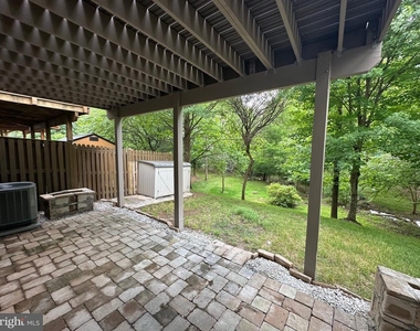 21844 Ladyslipper Square - Photo Thumbnail 32