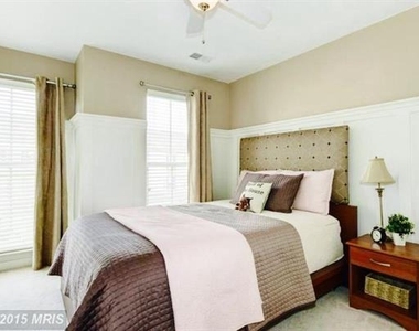 23421 Spice Bush Terrace - Photo Thumbnail 21