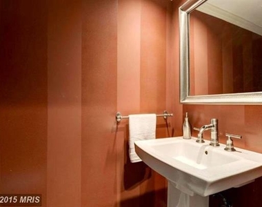 23421 Spice Bush Terrace - Photo Thumbnail 14