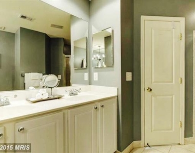 23421 Spice Bush Terrace - Photo Thumbnail 20