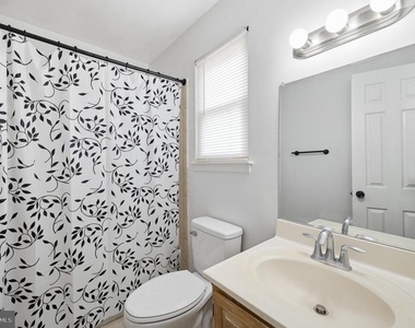 10609 Oxford Court - Photo Thumbnail 30
