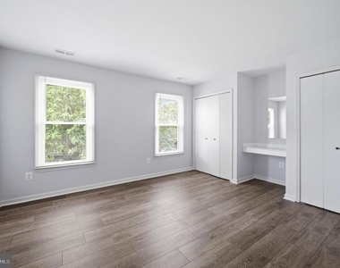 10609 Oxford Court - Photo Thumbnail 35