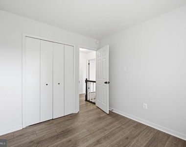 10609 Oxford Court - Photo Thumbnail 33