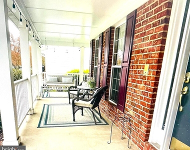20411 Middlebury Street - Photo Thumbnail 32