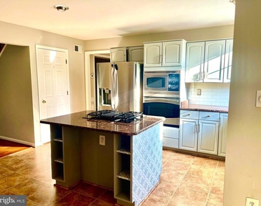 20411 Middlebury Street - Photo Thumbnail 37
