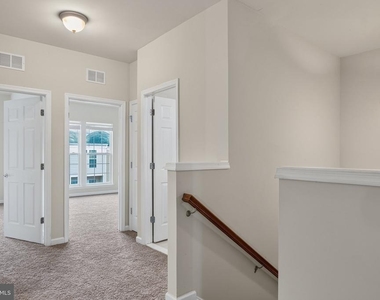 20596 Geddes Terrace - Photo Thumbnail 32
