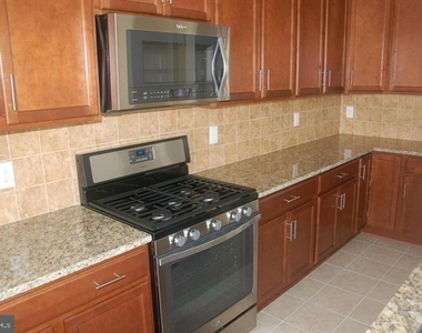20596 Geddes Terrace - Photo Thumbnail 12