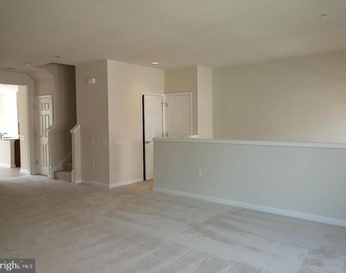 20596 Geddes Terrace - Photo Thumbnail 6