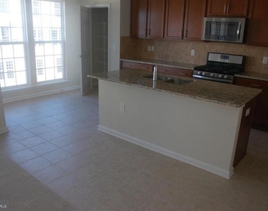 20596 Geddes Terrace - Photo Thumbnail 13