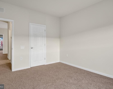 20596 Geddes Terrace - Photo Thumbnail 27