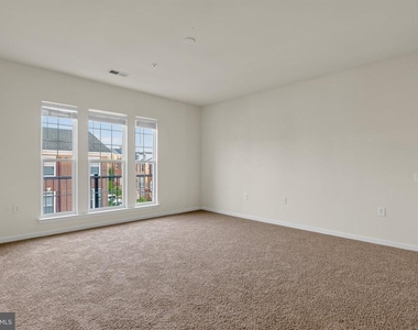 20596 Geddes Terrace - Photo Thumbnail 3