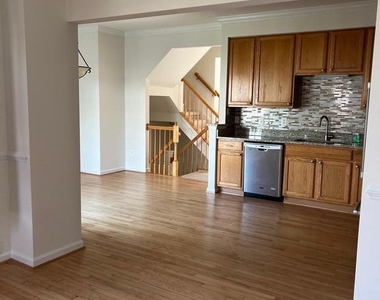 43004 Center Street - Photo Thumbnail 15