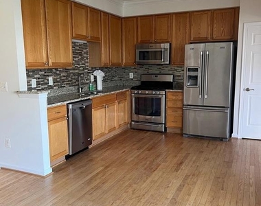 43004 Center Street - Photo Thumbnail 12