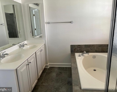 43004 Center Street - Photo Thumbnail 24