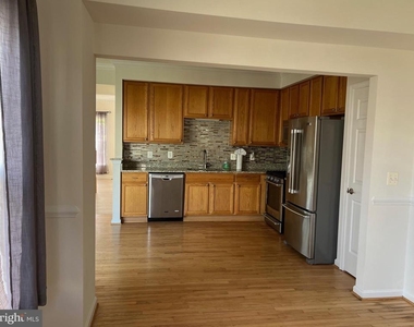 43004 Center Street - Photo Thumbnail 14