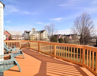 43799 Maison Blanc Square - Photo Thumbnail 16