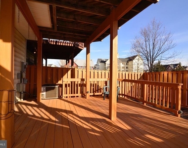 43799 Maison Blanc Square - Photo Thumbnail 18