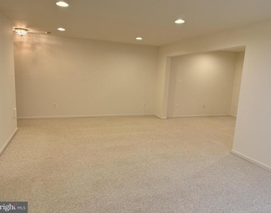 4035 Royal Lytham Drive - Photo Thumbnail 16
