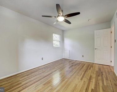 8112 Karl Road - Photo Thumbnail 11