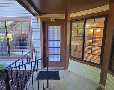 6039 Curtier Drive - Photo Thumbnail 2