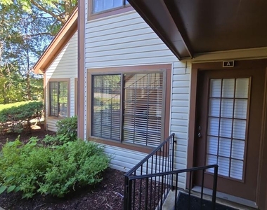 6039 Curtier Drive - Photo Thumbnail 1