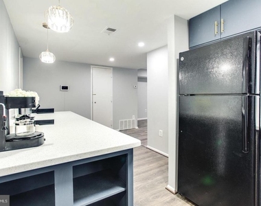 7855 Enola Street - Photo Thumbnail 9