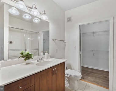 12925 Centre Park Circle - Photo Thumbnail 12