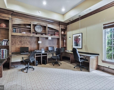 12925 Centre Park Circle - Photo Thumbnail 31