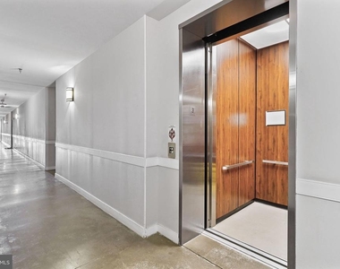 12925 Centre Park Circle - Photo Thumbnail 21