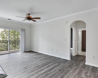 12925 Centre Park Circle - Photo Thumbnail 8